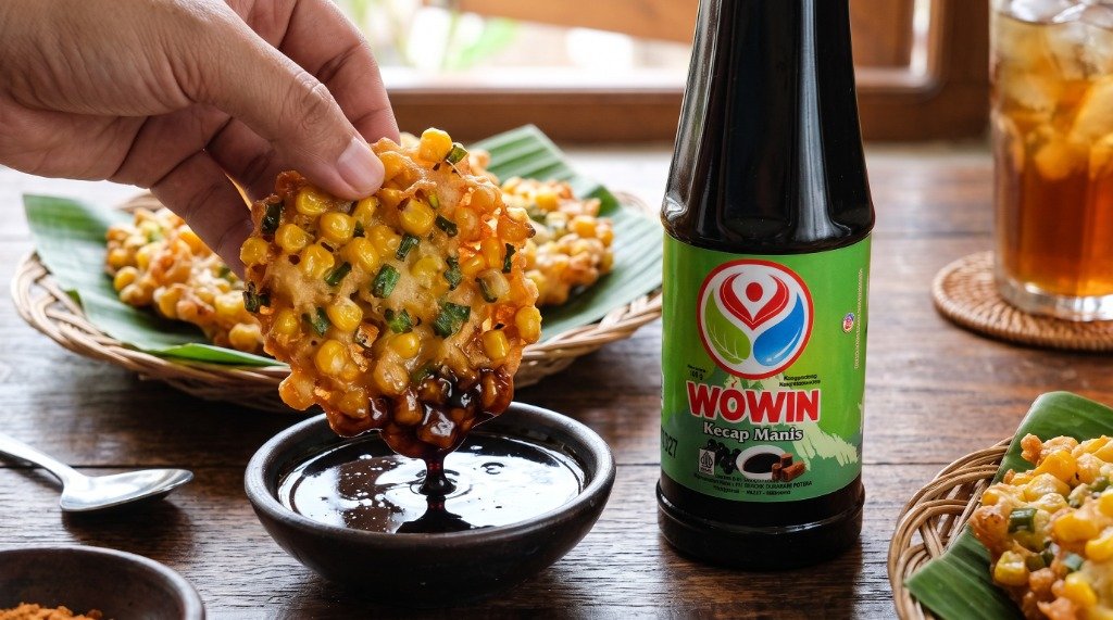 Resep Bakwan Jagung Cocol Kecap Renyah Kriuk ala Wowin Food