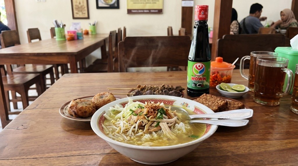 Resep Soto Kadipiro Kuah Gurih Segar ala Wowin Food